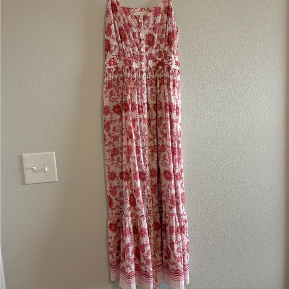 XiRENA Pink Floral Maxi Dress - Picture 2 of 8